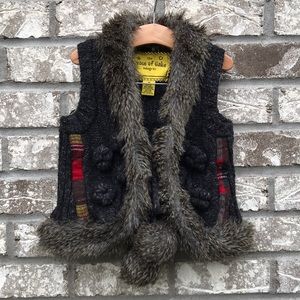 🍄Peace Of Cake Girls Faux Fur sweater vest